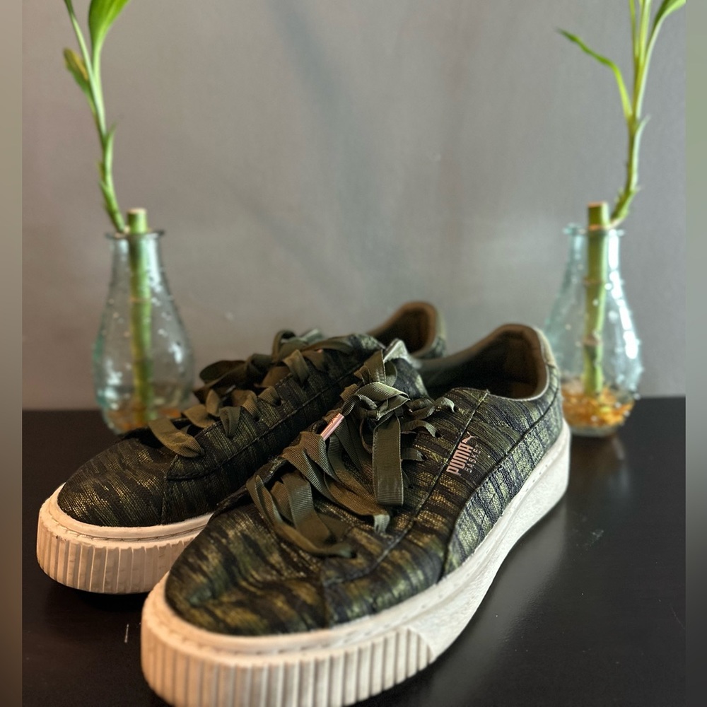 PUMA Basket Platform VR Olive Night womens classy size 7.5 ribbon lace